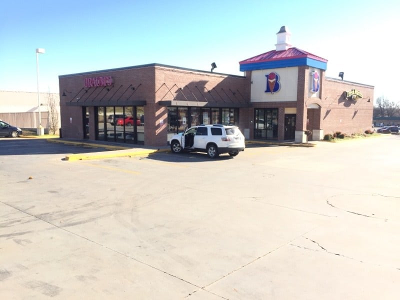 Burger Restaurant, 1415 S Lewis Ave in Tulsa, OK Braum's