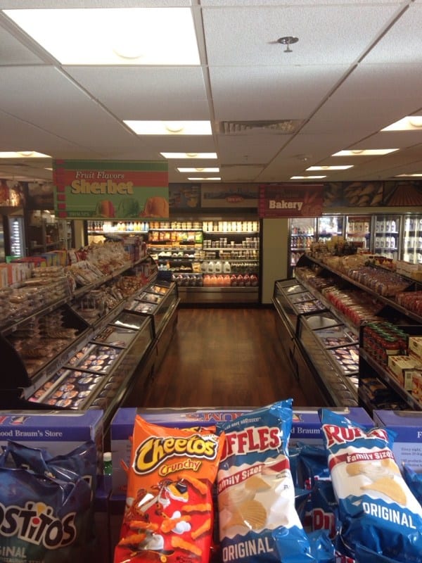 Burgers & Shakes, 937 N Harrison Ave in Shawnee, OK Braum's