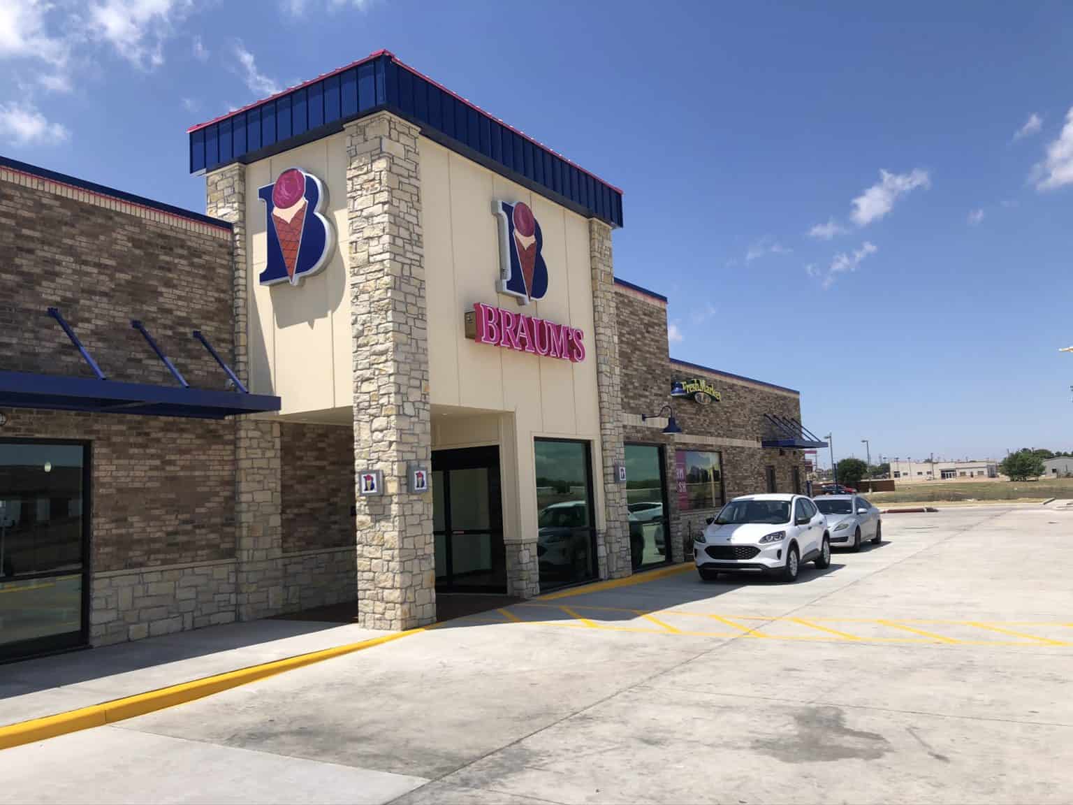 Store 64 7910 Milwaukee Ave, Lubbock, TX Braum's